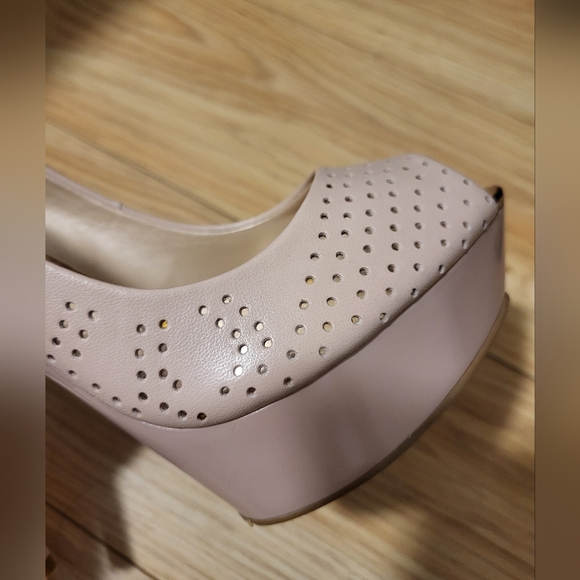 Guess platform heels 7.5M - Picture 7 of 7